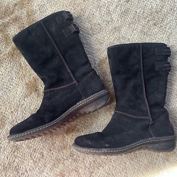 UGG Haywell pull on suede boot with Sherling lining woman's size 9 - Picture 3 of 6